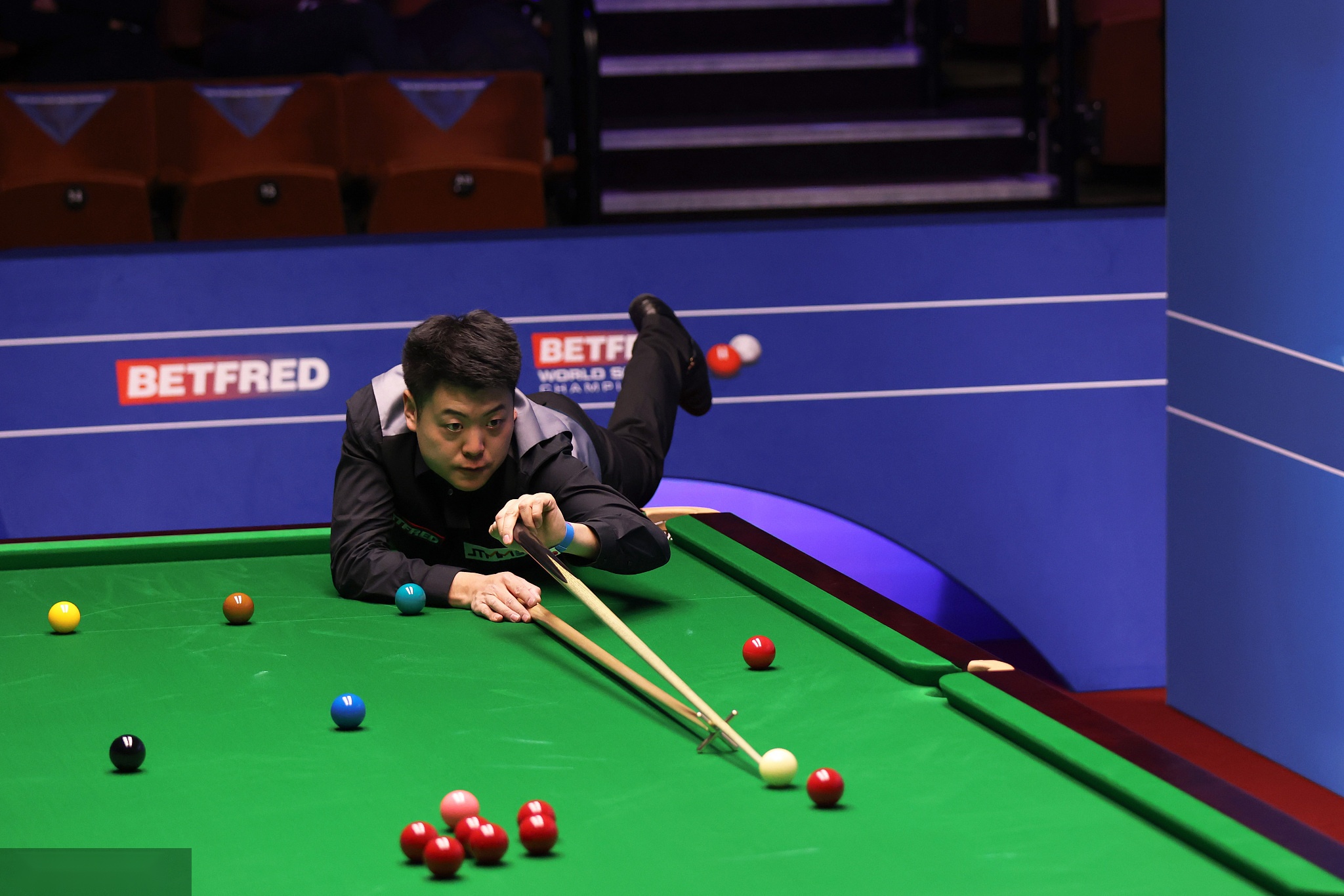 比赛中斩获 比赛中斩获